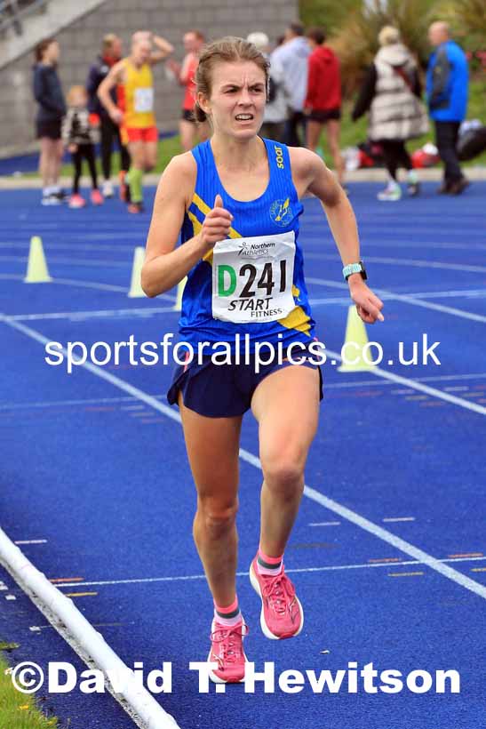 Senior womens 4 Stage Relay, 2022 Northern Road Relays, SportsCity, Manchester. Photo: David T. Hewitson/Sports for All Pics